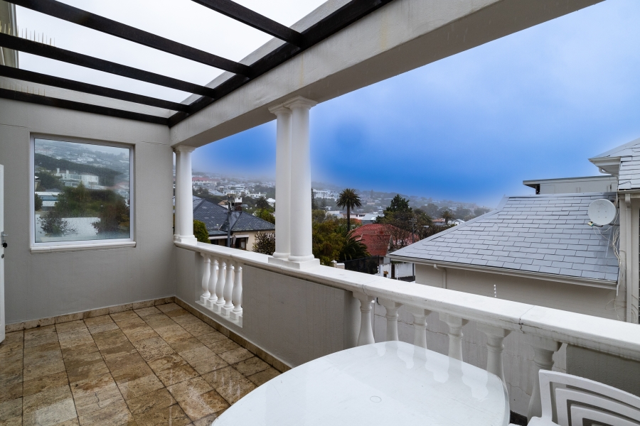 3 Bedroom Property for Sale in Camps Bay Western Cape